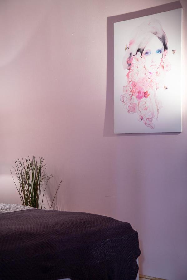 Luxury Downtown Home By Anna Budapest Extérieur photo
