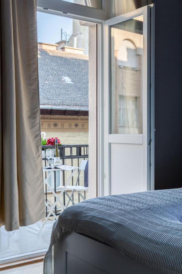 Luxury Downtown Home By Anna Budapest Extérieur photo